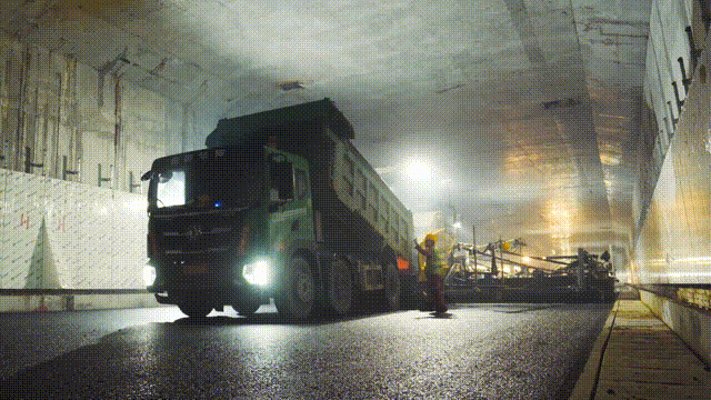 開車穿越海底！徐工又干了個大灣區(qū)超級工程！