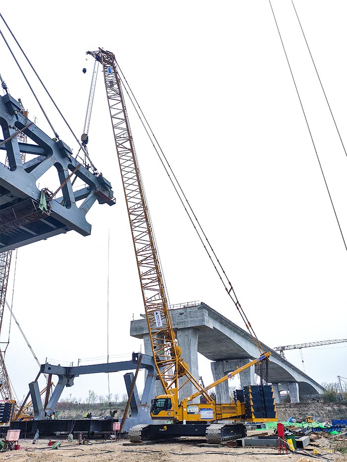 【全球之履】總重3800噸！徐工履帶兄弟團助力“引漢濟渭”管橋建設
