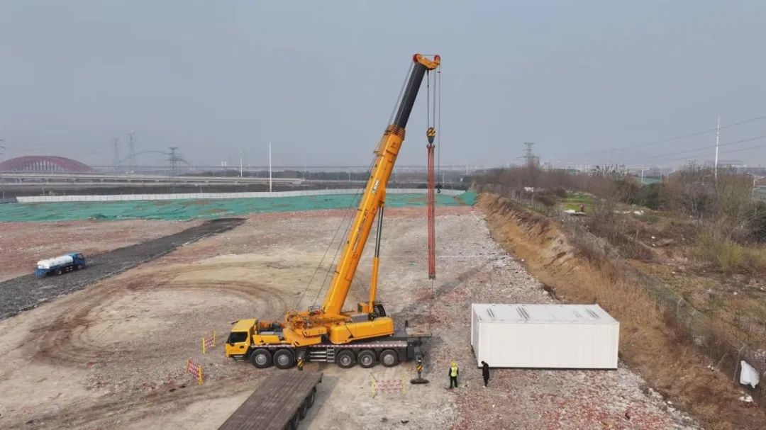 月出勤27天！徐工G2代XCT130G7-1省油又高效，18年吊裝機(jī)長都贊！