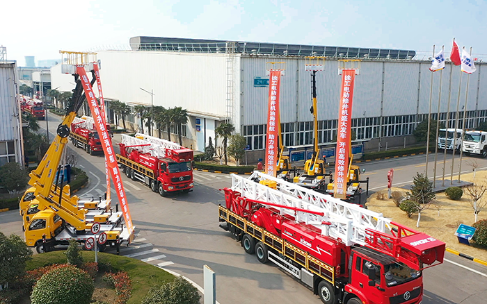 綠色修井效率再刷新，徐工電動修井機批量發(fā)車