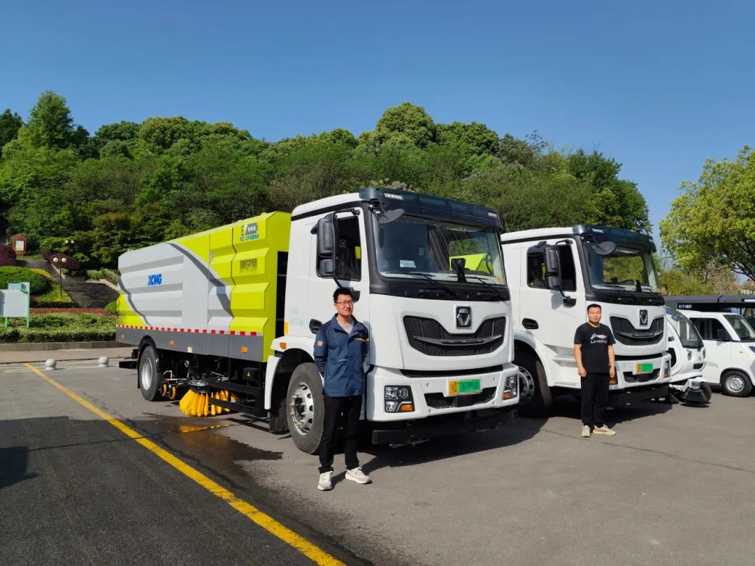 “綠”見安徽！徐工新能源產(chǎn)品亮相銅陵市道路清掃保潔現(xiàn)場會