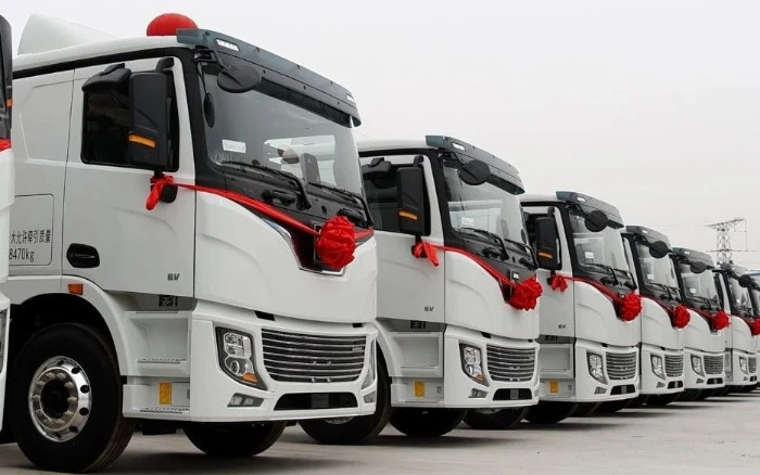 批量交付、千臺(tái)訂單！徐工新能源重卡“豫”見綠色未來