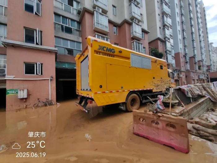火速馳援！徐工多臺“抗洪勇士”全力迎戰(zhàn)!