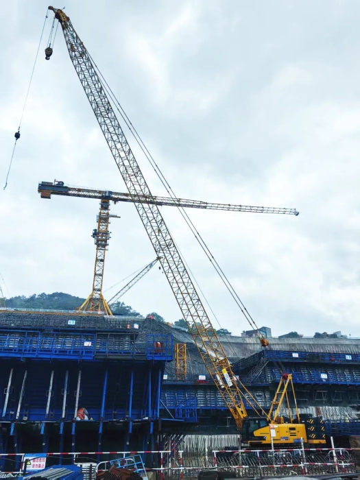 方寸之地擎千鈞！XGC110A鋼筋森林上演“精準穿針”