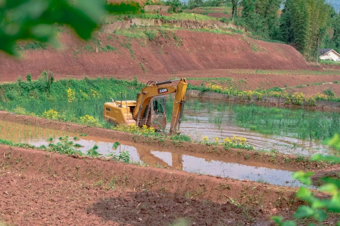 建設“巴渝糧倉”，徐工挖機我在行（h&aacute;ng）！