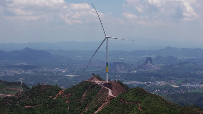 直面復雜工況，風電吊裝豈可一招通用？徐工以全場景定制化方案，交出精準答卷