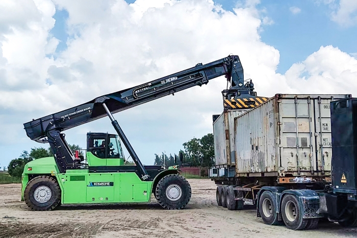 “回頭客”之選！徐工綠色先鋒深耕華南區(qū)域自貿(mào)港