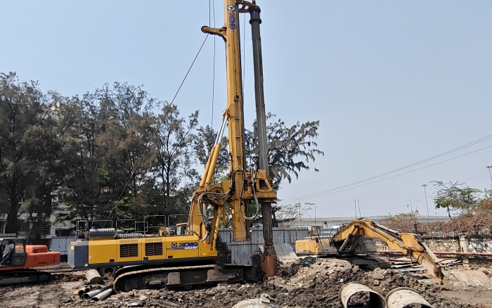 以“穩(wěn)”護航！徐工XR240I旋挖鉆機助力南亞基建項目