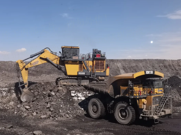 可動(dòng)率超95%！徐工XE2000礦用挖掘機(jī)好評如潮