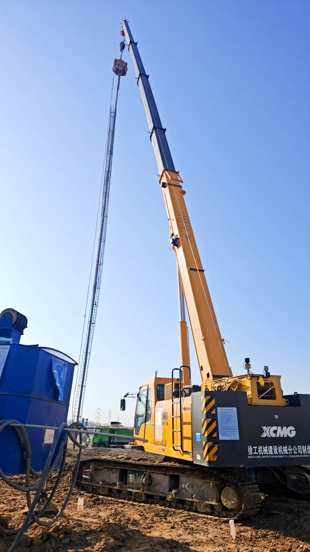 聽說工地來了個(gè)“巨能扛”？這波操作穩(wěn)了！XGTC30L5吊裝鋼筋籠現(xiàn)場紀(jì)實(shí)