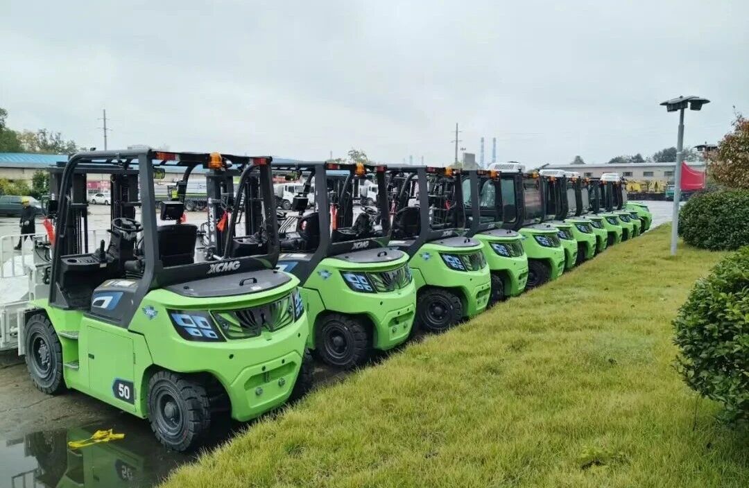 徐工孔雀大噸位叉車，“上崗”湖南鋼鐵廠